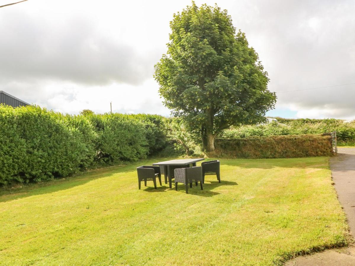 Garreg Lwyd Farm Vila Pwllheli Exterior foto